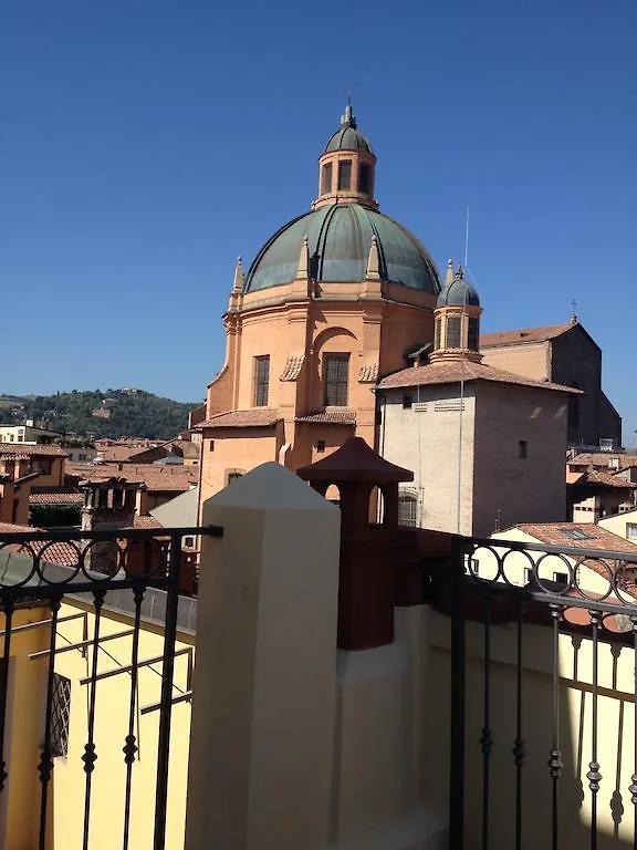 Altana Bologna Lägenhet